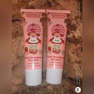 Strawberry Shortcake Fresh Strawberry Scented Hand Cream - Pink